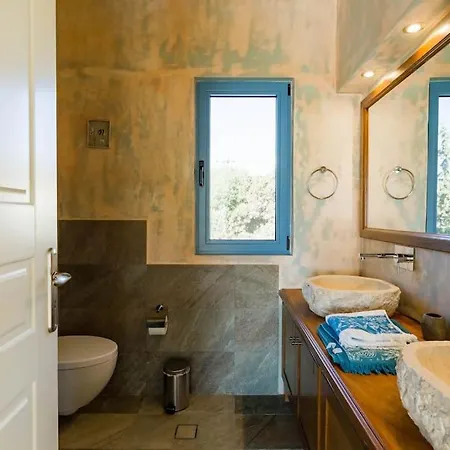 بيت للعطل Luxury Sea View With Pool Agios Aimilianos