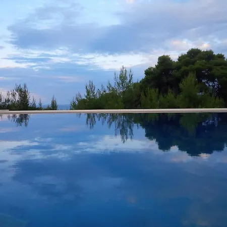 Luxury Sea View With Pool Agios Aimilianos بورتو خيلي