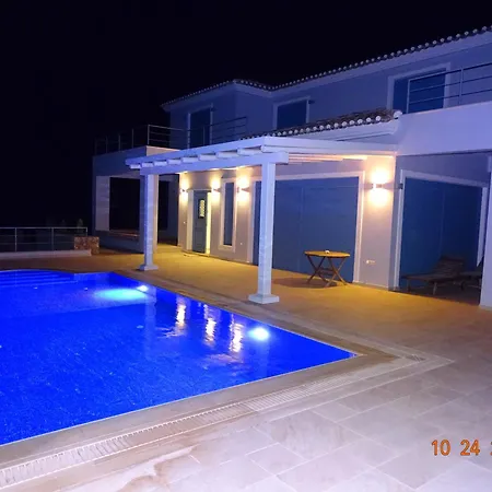 Luxury Sea View With Pool Agios Aimilianos
