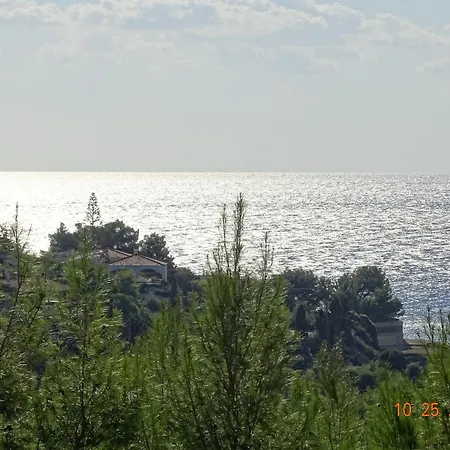 Дом отдыха Luxury Sea View With Pool Agios Aimilianos *