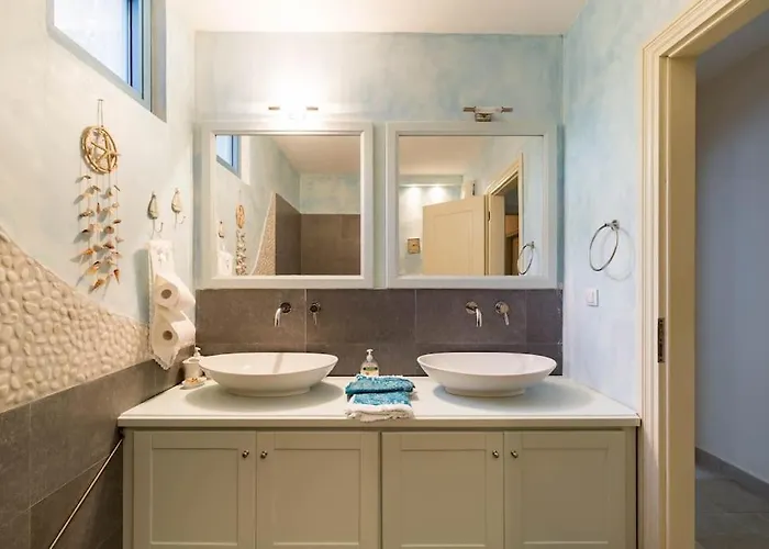 Casa de Férias Luxury Sea View With Pool Agios Aimilianos