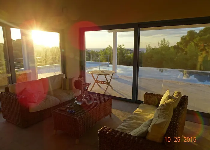 Casa de Férias Luxury Sea View With Pool Agios Aimilianos