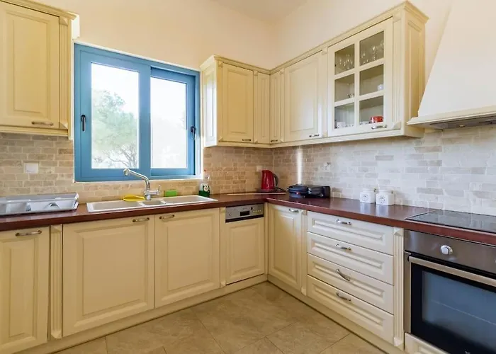 Luxury Sea View With Pool Agios Aimilianos *