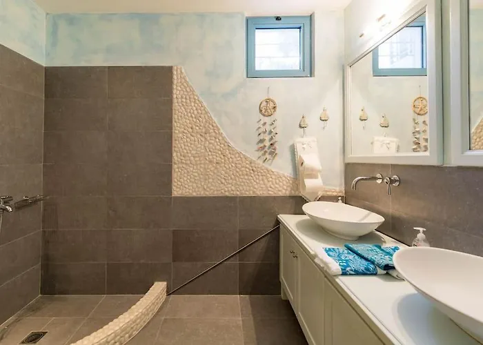 Luxury Sea View With Pool Agios Aimilianos Порто Хели