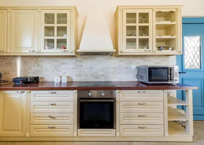 Дом отдыха Luxury Sea View With Pool Agios Aimilianos *