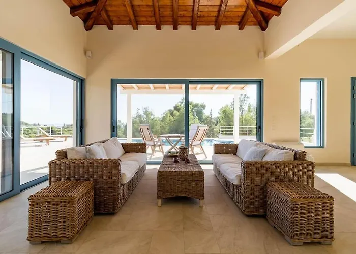 Luxury Sea View With Pool Agios Aimilianos